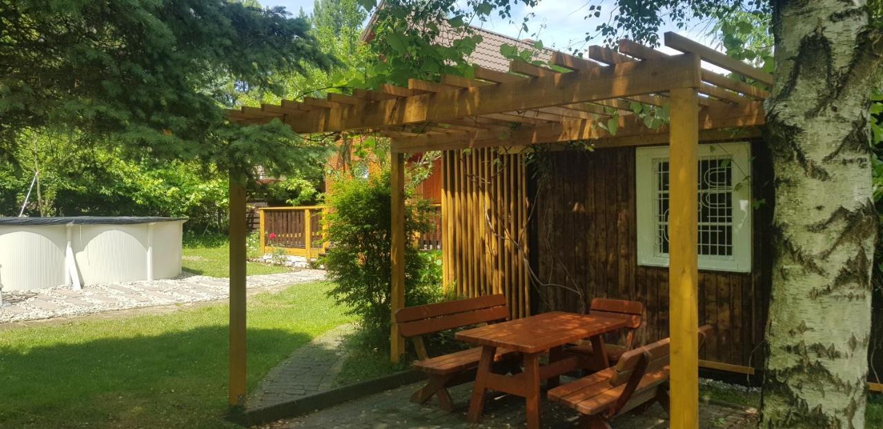Szyszka I Roza Domek Na Jurze Zelazko Εξωτερικό φωτογραφία