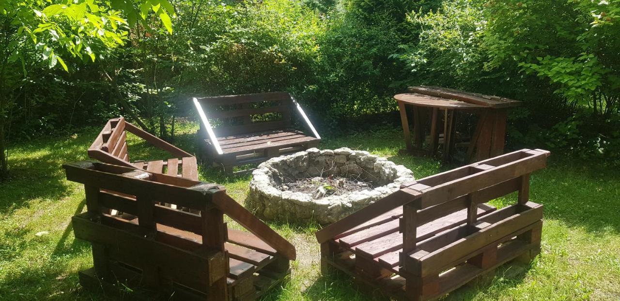 Szyszka I Roza Domek Na Jurze Zelazko Εξωτερικό φωτογραφία